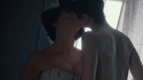 Pic: Camélia Jordana in Curiosa