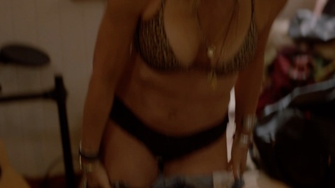 Pic: Jennifer Grey in Bittersweet Symphony
