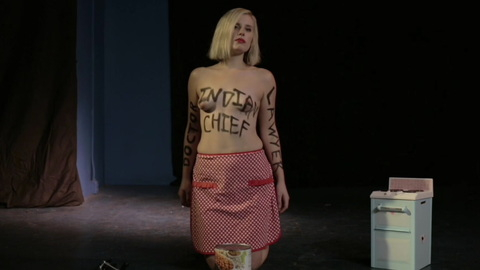 Pic: Kassie Hight in Wild Honey