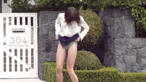 Pic: Jackie van Beek in The Breaker Upperers