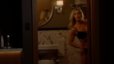 Pic: Jennie Garth in BH90210 (2019)