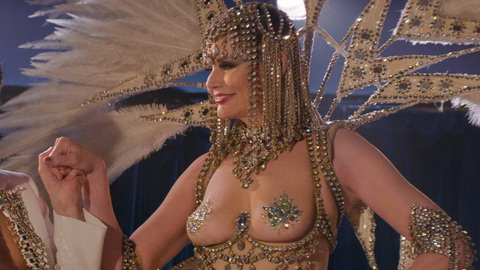 Pic: Geena Davis in GLOW