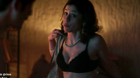 Pic: Silvana Navas in 45 RPM