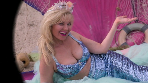Pic: Kirsten Dunst in On Becoming a God in Central Florida