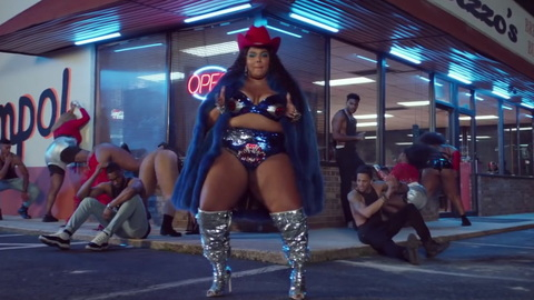 Pic: Lizzo in Tempo