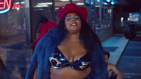 Pic: Lizzo in Tempo