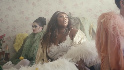 Pic: Lizzo in Truth Hurts