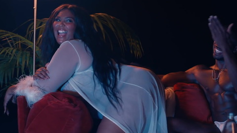 Pic: Lizzo in Juice