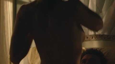 Pic: Stasya Knight in Diminuendo