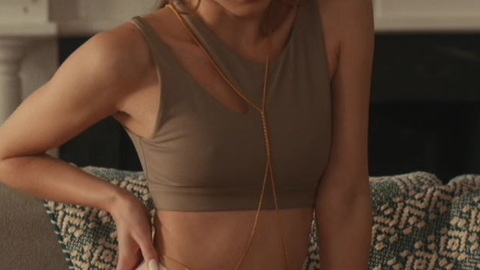 Pic: Kimiko Glenn in Can You Keep a Secret?