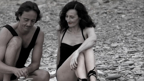 Pic: Rachel Lascar in Miss Dalí