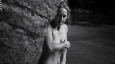 Pic: Anna Maria Mühe in Bauhaus - A New Era