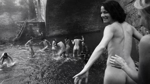 Pic: Valerie Pachner in Bauhaus - A New Era