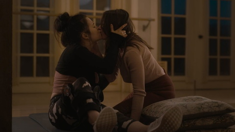 Pic: Kelly Marie Tran in Sorry For Your Loss
