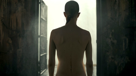 Pic: Sylvia Hoeks in See