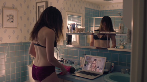 Pic: Kathryn Hahn in Mrs. Fletcher