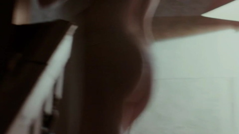 Pic: Shannon Tarbet in Love is Blind