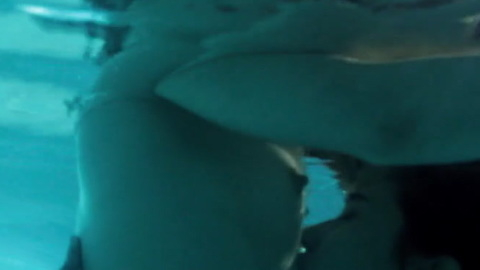 Pic: Maria Roveran in Mom + Mom