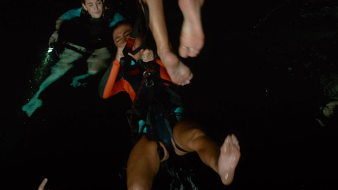 Pic: Brianne Tju in 47 Meters Down: Uncaged