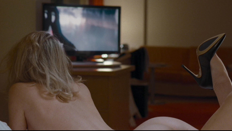 Pic: Valerie Pachner in The Ground Beneath My Feet