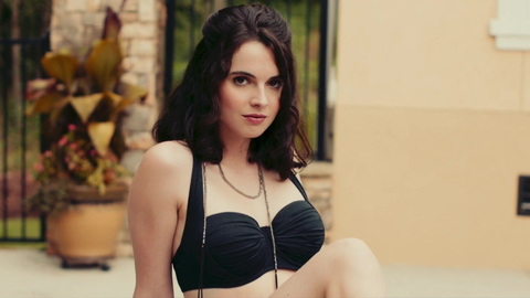 Pic: Vanessa Marano in Saving Zoë