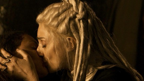 Pic: Manuela Mandracchia in Luna Nera