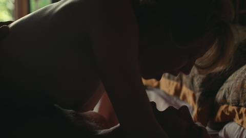 Pic: Carrie Coon in The Nest (2020)