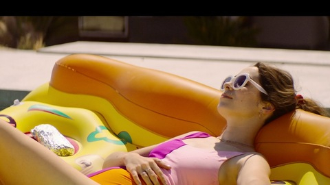 Pic: Cristin Milioti in Palm Springs