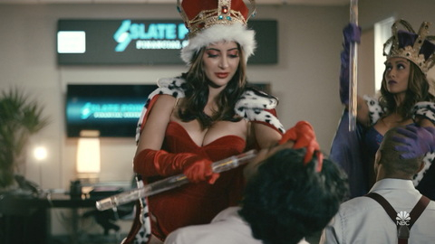 Pic: Noureen DeWulf in Good Girls