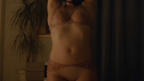Pic: Oona Airola in Dogs Don't Wear Pants