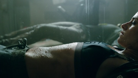 Pic: Kristen Stewart in Underwater