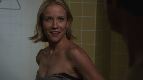 Pic: Jessy Schram in Chicago Med