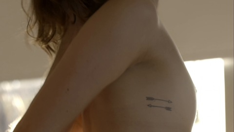 Pic: Isabel Wilker in O Negócio