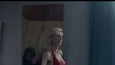 Pic: Elizabeth Debicki in The Burnt Orange Heresy