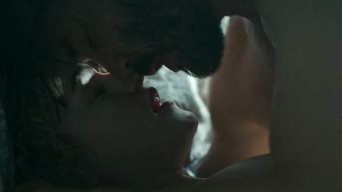 Pic: Julia Garner in Ozark