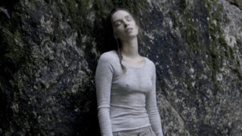 Pic: Alex Essoe in Red Island (2018)