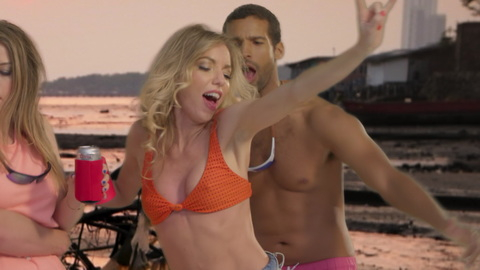Pic: Lacy Marie Meyer in The Iliza Shlesinger Sketch Show (2020)