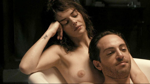 Pic: Samara Weaving in Last Moment of Clarity (2020)