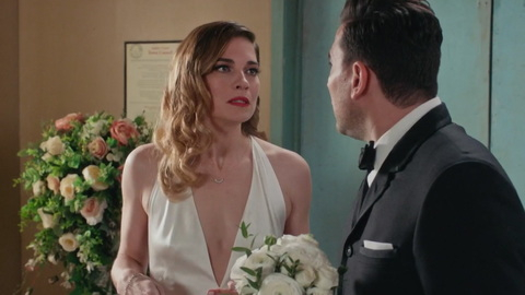 Pic: Annie Murphy in Schitt's Creek
