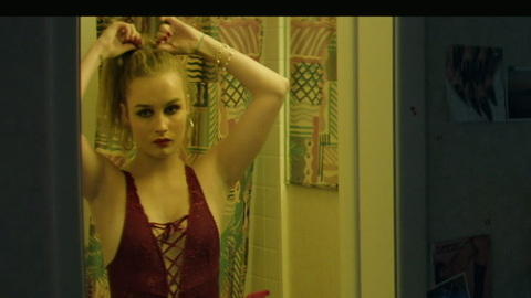 Pic: Olivia DeJonge in Stray Dolls