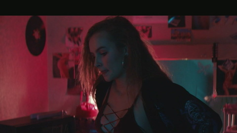 Pic: Olivia DeJonge in Stray Dolls