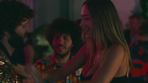 Pic: Elsie Hewitt in Dave