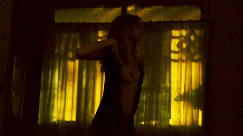 Pic: Ana de Armas in Sergio (2020)