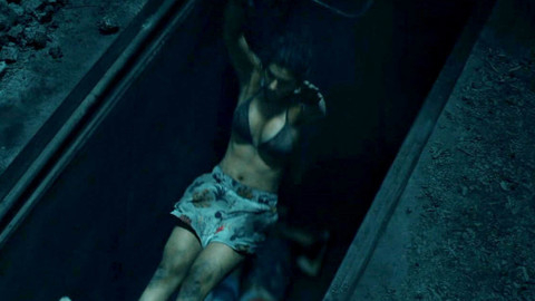 Pic: Elisabeth Wabitsch in Party Hard, Die Young