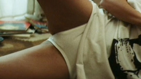 Pic: Alma Jodorowsky in The Shock of the Future (2019)