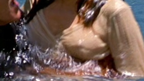 Pic: Donna Murphy in Star Trek: Insurrection (1998)