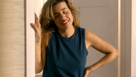 Pic: Natalie Morales in Dead to Me