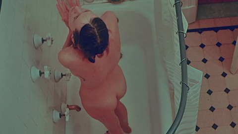 Pic: Clara Kovacic in Abrakadabra