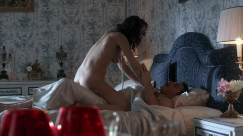 Pic: Jana Stojanovska in Black Sun