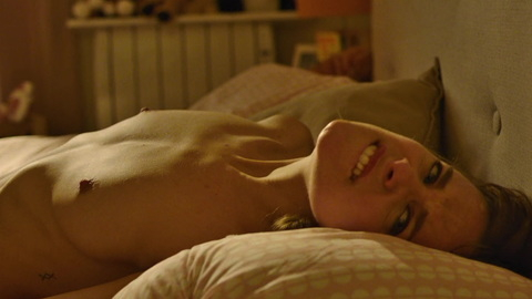 Pic: Alba Ribas in I Love You, Stupid